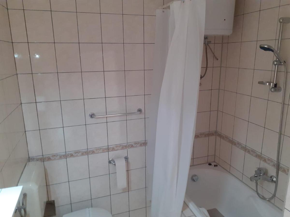 Apartments Vinea Baška Voda Eksteriør billede