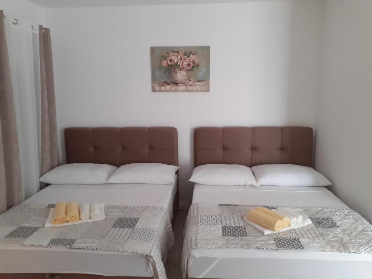 Apartments Vinea Baška Voda Eksteriør billede