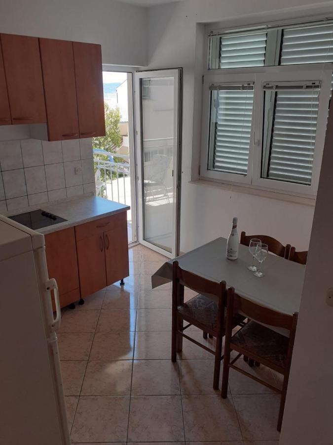 Apartments Vinea Baška Voda Eksteriør billede